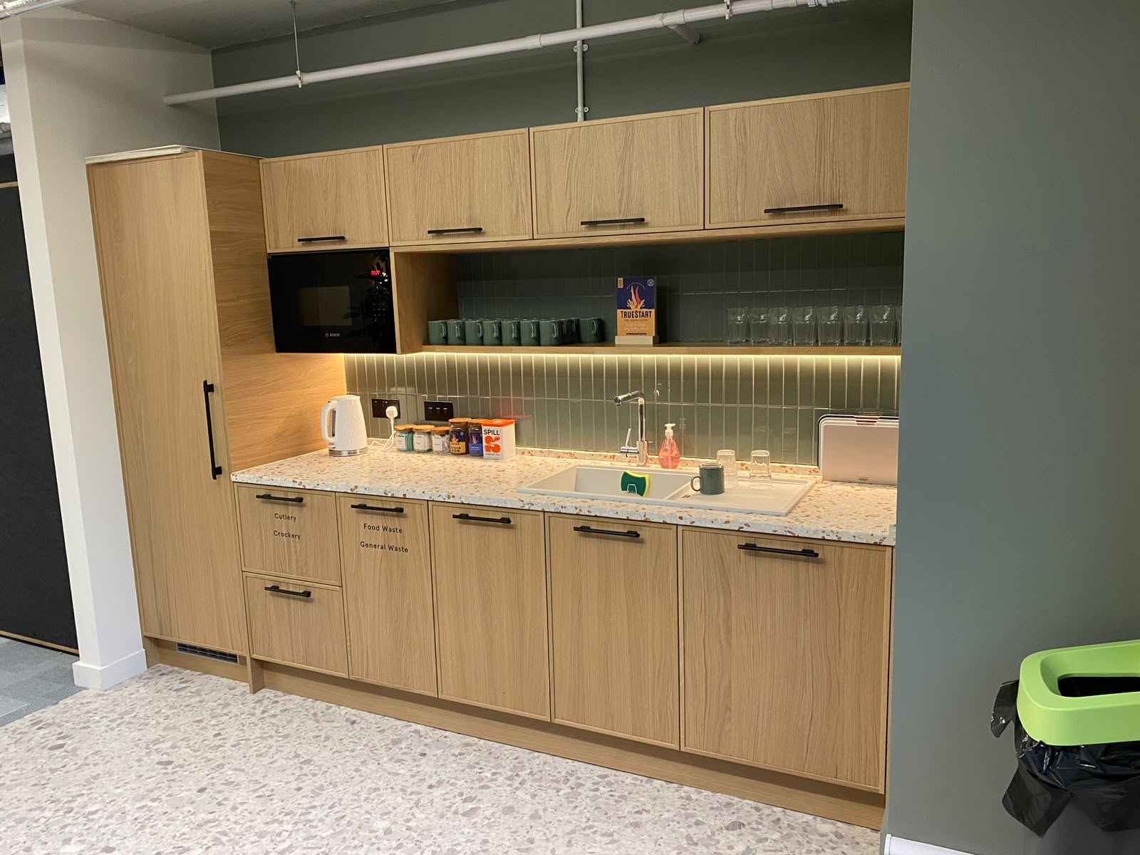Kitchen tiling and splashback work completed in Kent