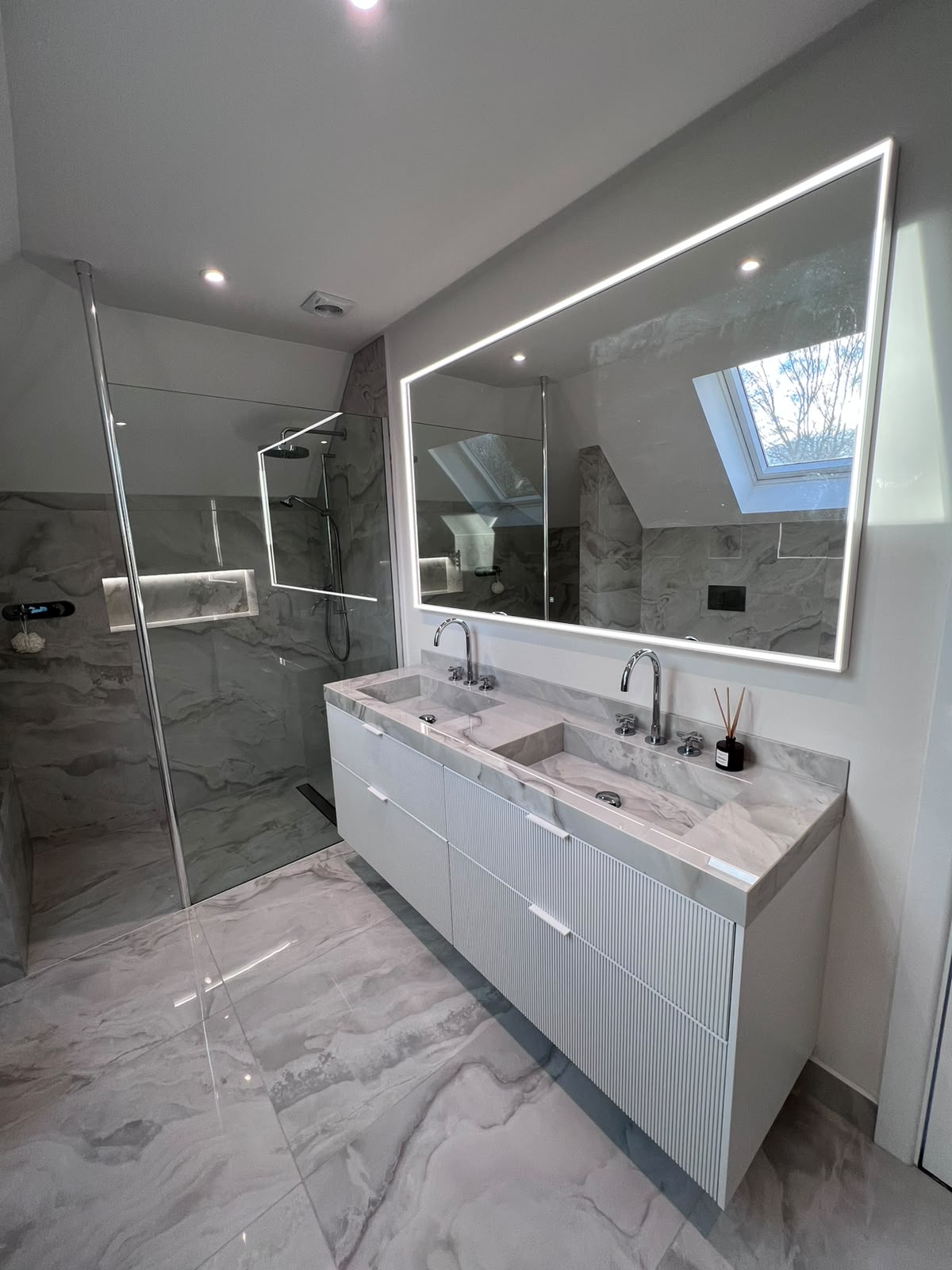 Ensuite tiling by JB Tiling in Kent and South East London