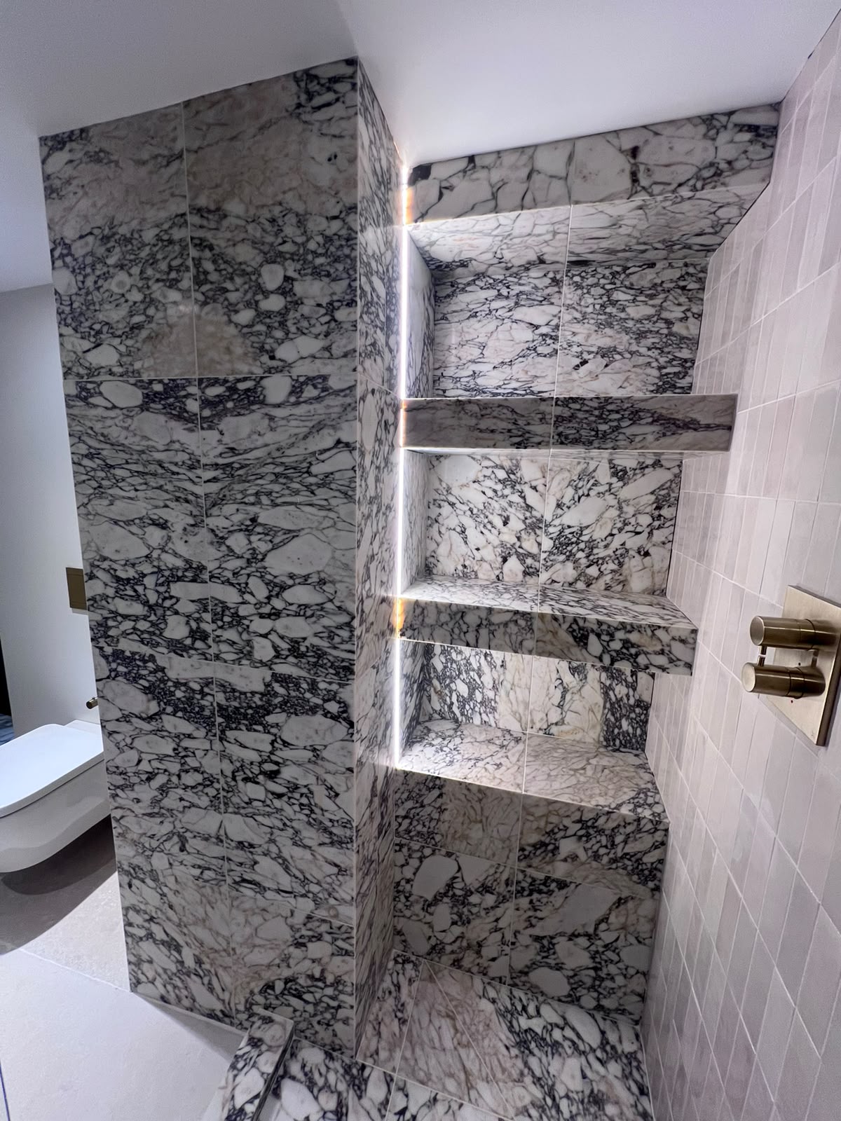 Mitred edge tiling detail by JB Tiling in Kent